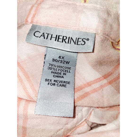 Plaid Button-Up Women's Top - Picture 3 of 4